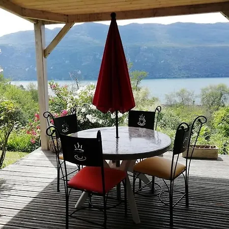 Apartment Meuble Avec Jardin Au Bord Du Bourget Brison-Saint-Innocent